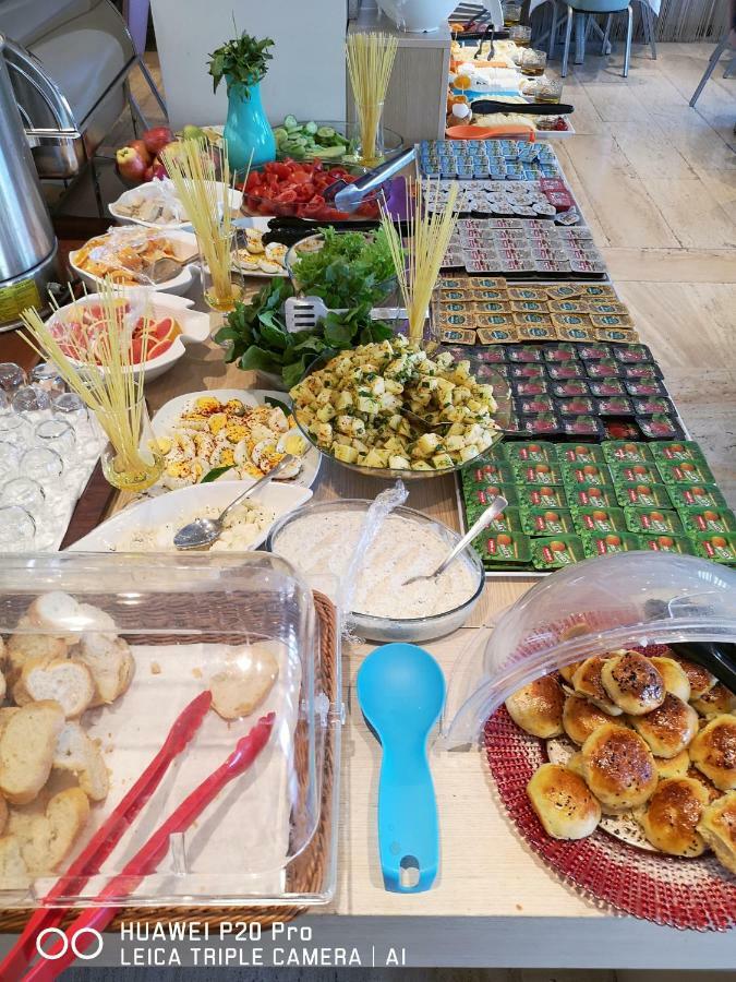马尔马里斯城市酒店 外观 照片